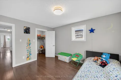 5002 Willowood Drive Mississauga ON L5R 3R5