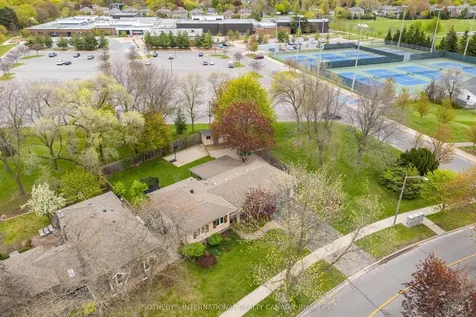 2290 Bridge Road Oakville ON L6L 2G6