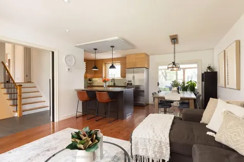 2290 Bridge Road Oakville ON L6L 2G6