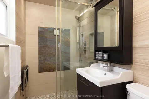 2290 Bridge Road Oakville ON L6L 2G6