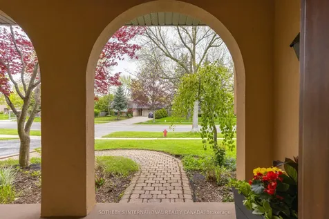 2290 Bridge Road Oakville ON L6L 2G6