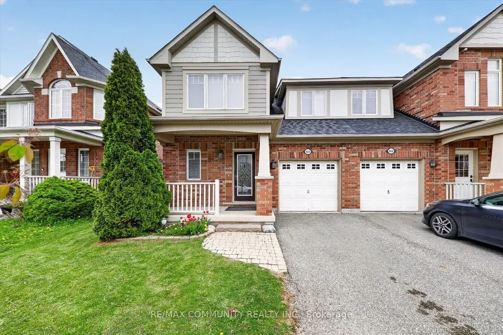 924 Zelinsky Crescent Milton ON L9T 0L5