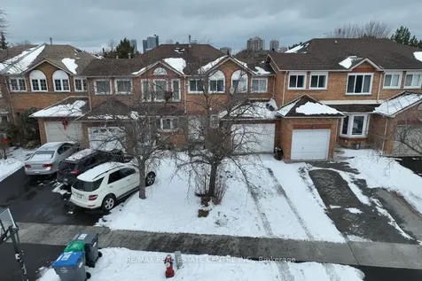 5013 Northern Lights Circle Mississauga ON L5R 2P7