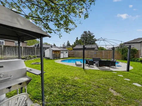 250 Avondale Boulevard Brampton ON L6T 1J4