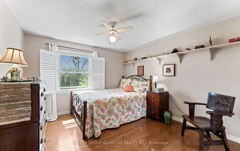 1777 Folkway Drive Mississauga ON L5L 2X1