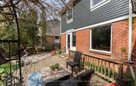 1777 Folkway Drive Mississauga ON L5L 2X1