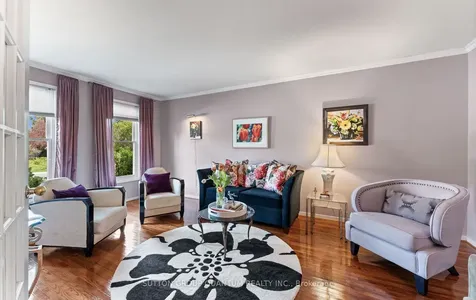 1777 Folkway Drive Mississauga ON L5L 2X1