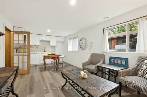 1216 Fisher Avenue Burlington ON L7P 2L4