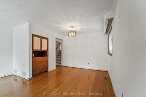 2155 Davebrook Road Mississauga ON L5J 3M4