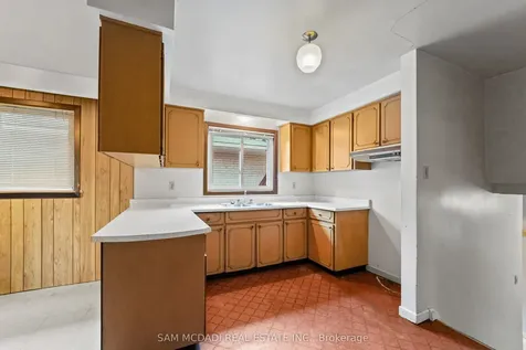 2155 Davebrook Road Mississauga ON L5J 3M4