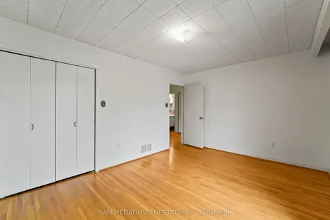 2155 Davebrook Road Mississauga ON L5J 3M4