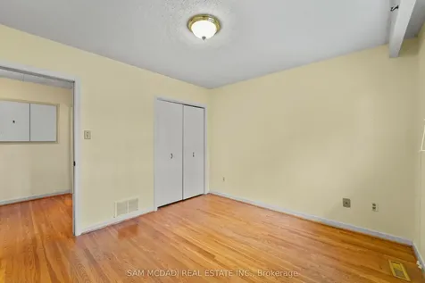 2155 Davebrook Road Mississauga ON L5J 3M4
