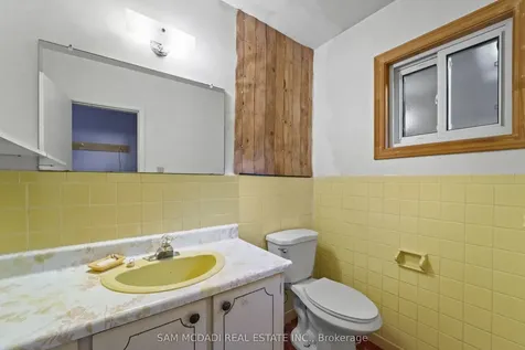 2155 Davebrook Road Mississauga ON L5J 3M4