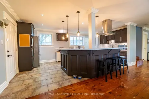 5349 Bromley Road Burlington ON L7L 3G5