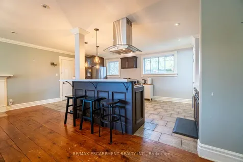 5349 Bromley Road Burlington ON L7L 3G5