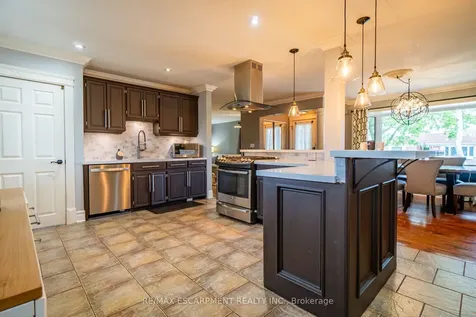 5349 Bromley Road Burlington ON L7L 3G5