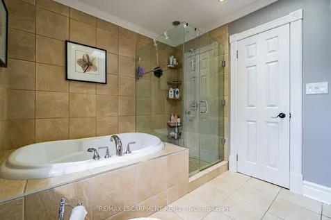5349 Bromley Road Burlington ON L7L 3G5