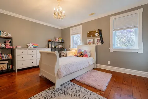 5349 Bromley Road Burlington ON L7L 3G5
