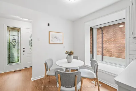 25 Bloorlea Crescent Toronto ON M9B 1P2