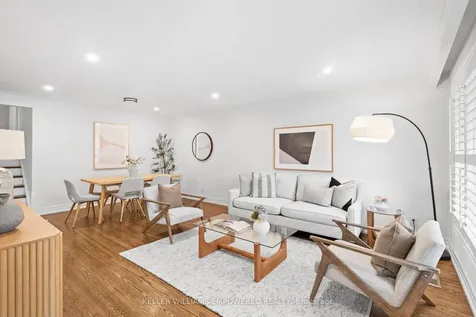 25 Bloorlea Crescent Toronto ON M9B 1P2