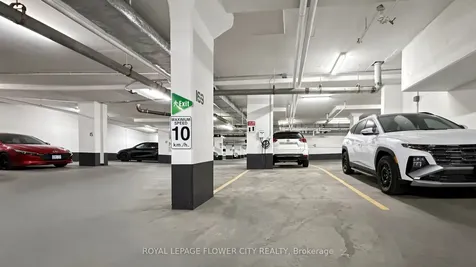 2520 Eglinton Avenue W Mississauga ON L5M 0Y4