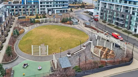 2520 Eglinton Avenue W Mississauga ON L5M 0Y4