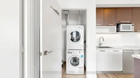 36 Park Lawn Road Toronto ON M8V 0E5