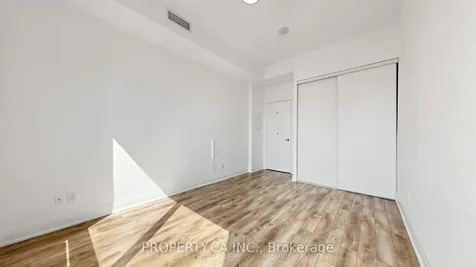 36 Park Lawn Road Toronto ON M8V 0E5