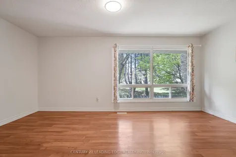 915 Inverhouse Drive Mississauga ON L5J 4B2