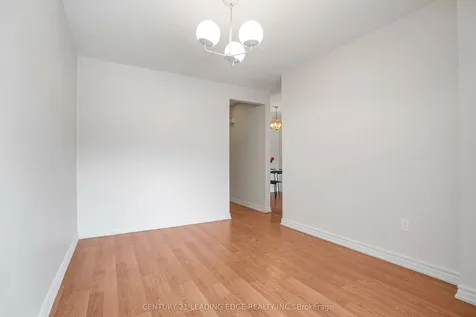915 Inverhouse Drive Mississauga ON L5J 4B2