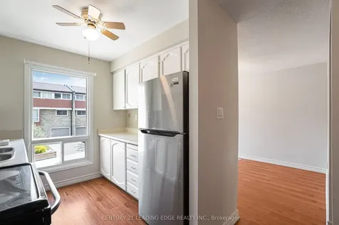 915 Inverhouse Drive Mississauga ON L5J 4B2