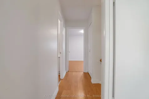 915 Inverhouse Drive Mississauga ON L5J 4B2