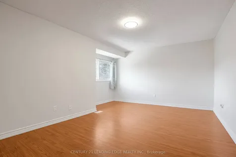 915 Inverhouse Drive Mississauga ON L5J 4B2