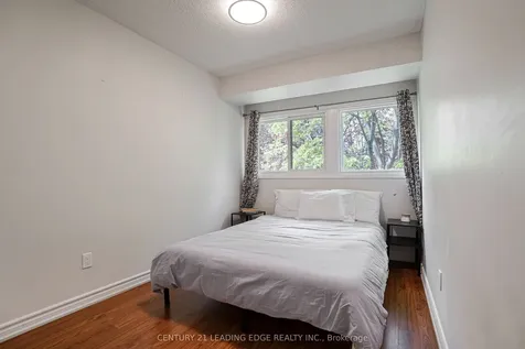 915 Inverhouse Drive Mississauga ON L5J 4B2