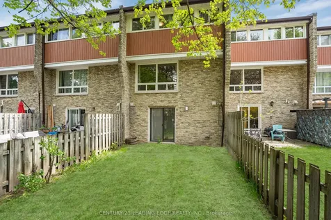 915 Inverhouse Drive Mississauga ON L5J 4B2