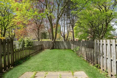915 Inverhouse Drive Mississauga ON L5J 4B2