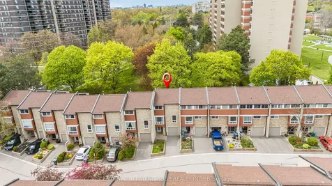 915 Inverhouse Drive Mississauga ON L5J 4B2
