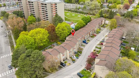 915 Inverhouse Drive Mississauga ON L5J 4B2