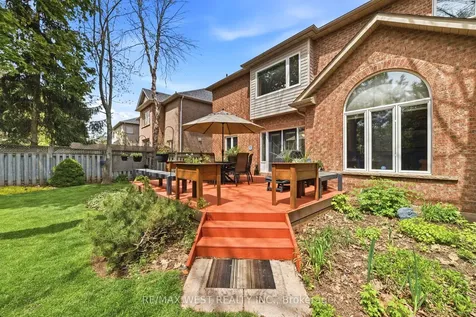 2180 North Ridge Trail Oakville ON L6H 5M3