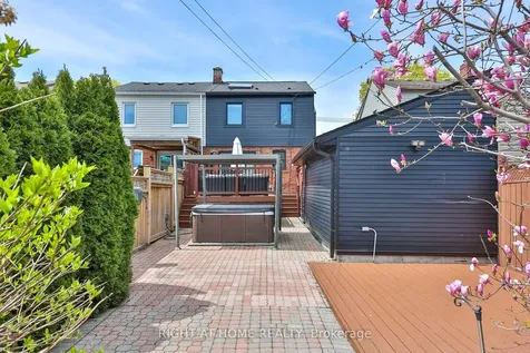 35 Dayton Avenue Toronto ON M8Z 3L8