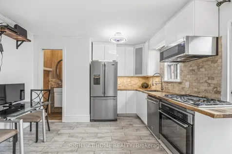 35 Dayton Avenue Toronto ON M8Z 3L8