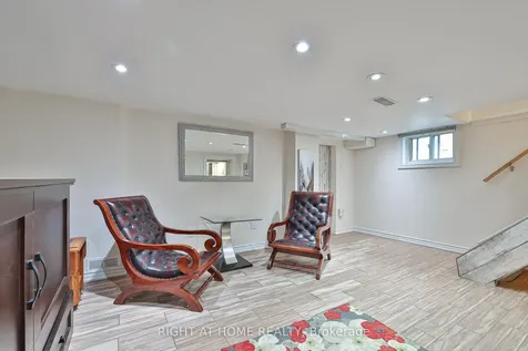35 Dayton Avenue Toronto ON M8Z 3L8