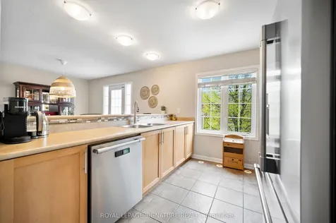 910 Deverell Place Milton ON L9T 0M4