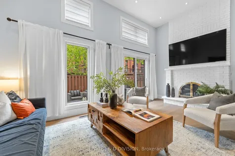4165 Fieldgate Drive Mississauga ON L4W 2M9