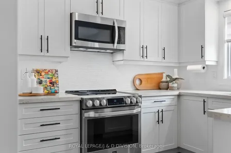 4165 Fieldgate Drive Mississauga ON L4W 2M9