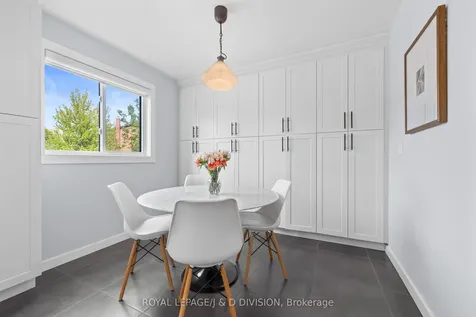 4165 Fieldgate Drive Mississauga ON L4W 2M9
