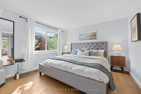 4165 Fieldgate Drive Mississauga ON L4W 2M9