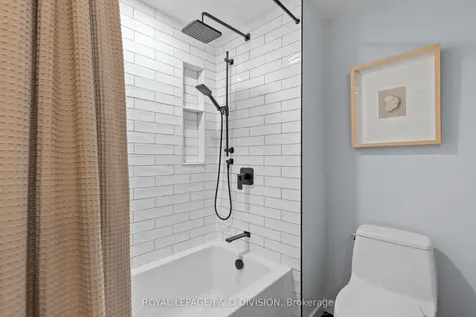4165 Fieldgate Drive Mississauga ON L4W 2M9