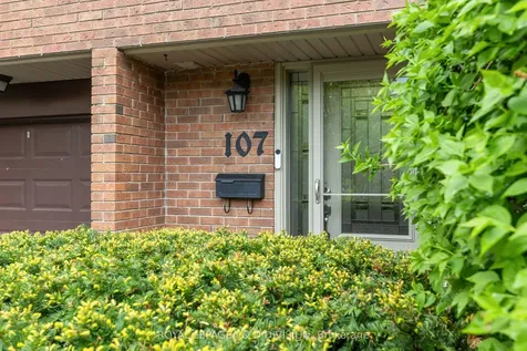 4165 Fieldgate Drive Mississauga ON L4W 2M9