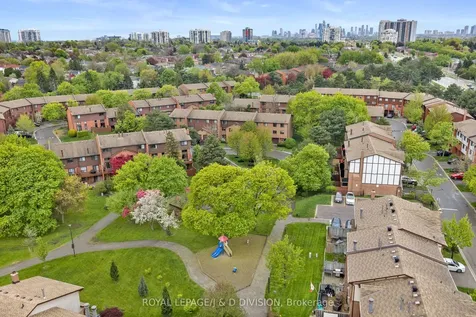 4165 Fieldgate Drive Mississauga ON L4W 2M9